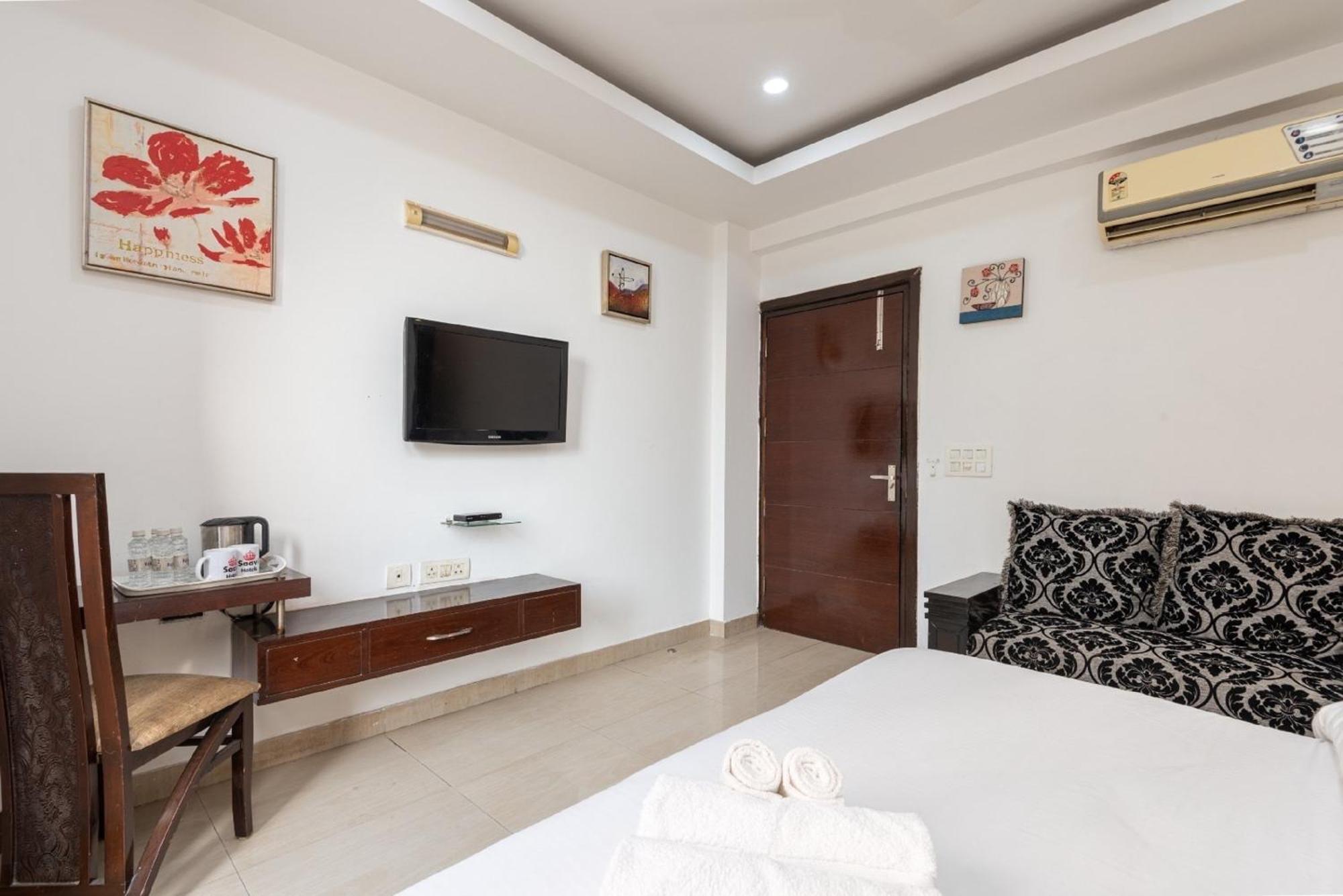 Guest house Hare Krishna Near Railway Station